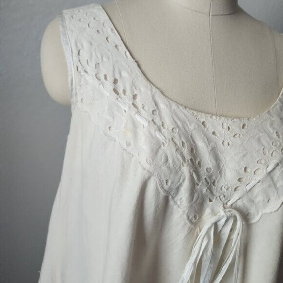 JOSEFA 70's Boho Bridal Eyelet Ruffle Folk Style Prairie dress with shawl/cape - Picture 16 of 16